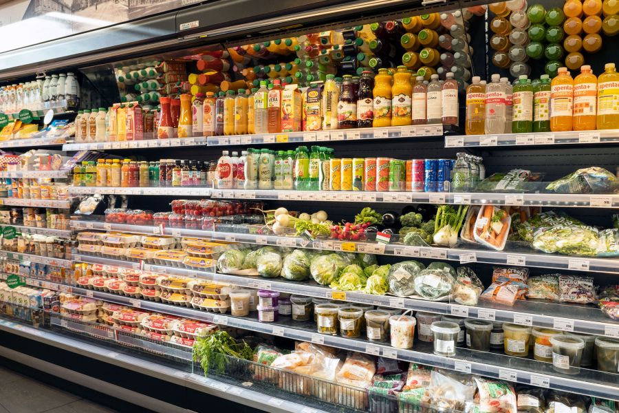 fridge full of food from Ibifood